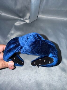 Lele Sadoughi Blue Velvet Knotted Headband